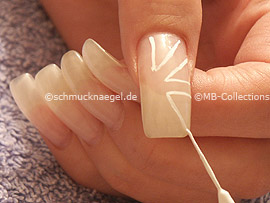 Nailart Liner in der Farbe weiß