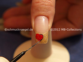 Nailart Liner in der Farbe schwarz