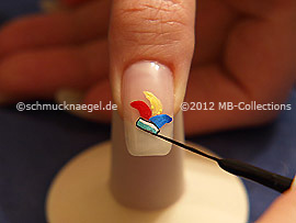 Nailart Liner in der Farbe gold-glitter