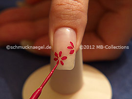 Nailart Liner in der Farbe pink
