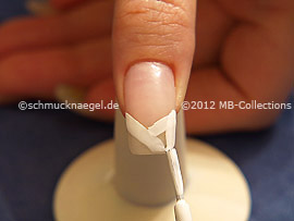 Nagellack in der Farbe weiß