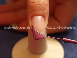 Nailart Liner in der Farbe lila-glitter