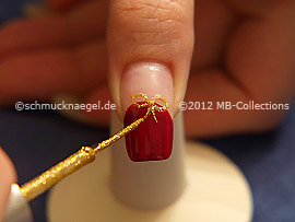 Nailart Liner in der Farbe gold-glitter