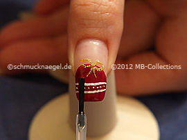 Der Klarlack schützt das Design