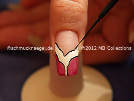 Nailart Liner in der Farbe schwarz