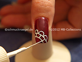 Nailart Liner in der Farbe weiß