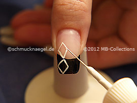 Nailart Liner in der Farbe weiß