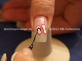 Nailart Liner in der Farbe schwarz