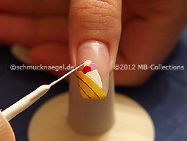 Nailart Liner in den Farben rot, lavendel und weiß