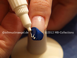 Nailart Pen in der Farbe weiß