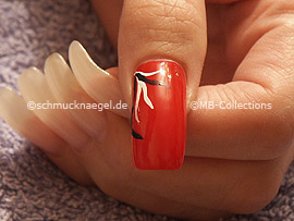Nailart Liner in der Farbe schwarz und in der Farbe silber-glitter