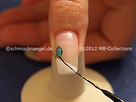 Nailart Liner in der Farbe schwarz