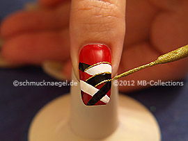 Nailart Liner in der Farbe gold-glitter