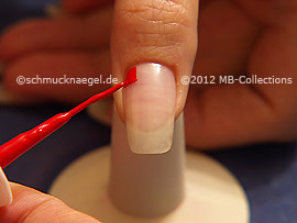 Nailart Liner in der Farbe rot