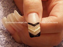 Nailart Liner in der Farbe gold-glitter