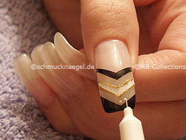 Nailart Pen in der Farbe weiß
