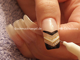 Nailart Pen in der Farbe weiß