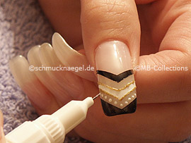 Nailart Pen in der Farbe weiß