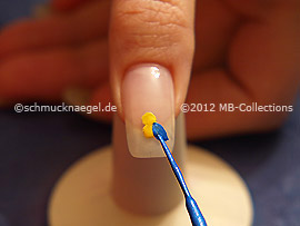 Nailart Liner in der Farbe blau