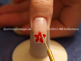 Nailart Liner in der Farbe gold-glitter