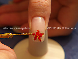 Nailart Liner in der Farbe gold-glitter