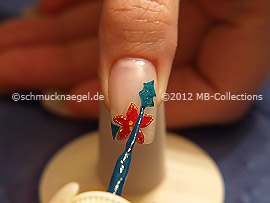 Nailart Liner in der Farbe dunkelgrün