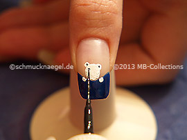 Nailart Liner in der Farbe schwarz