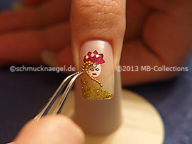 Nailart Perlenkette