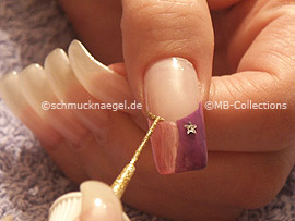 Nailart Liner in der Farbe gold-glitter