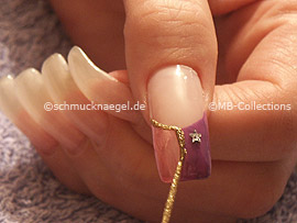 Nailart Liner in der Farbe gold-glitter