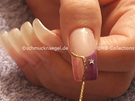 Nailart Liner in der Farbe gold-glitter