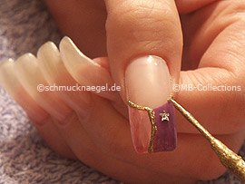 Nailart Liner in der Farbe gold-glitter