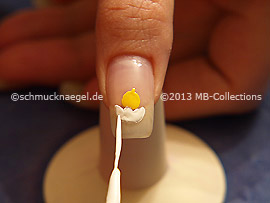 Nailart Liner in der Farbe weiß