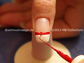 Nailart Liner in der Farbe rot