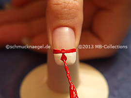 Nailart Liner in der Farbe rot