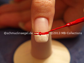 Nailart Liner in der Farbe rot