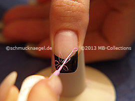 Nailart Liner in der Farbe rosa