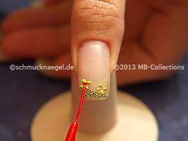 Nailart Liner in der Farbe rot