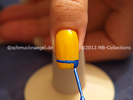 Nailart Liner in der Farbe blau