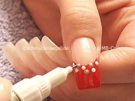 Nailart Pen in der Farbe silber