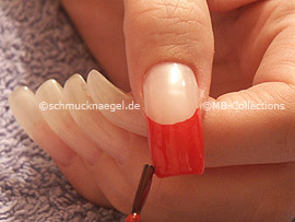 Nagellack in der Farbe rot