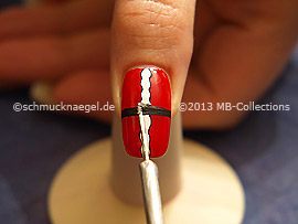 Nailart Liner in der Farbe silber