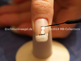 Nailart Liner in der Farbe schwarz