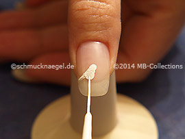 Nailart Liner in der Farbe weiß