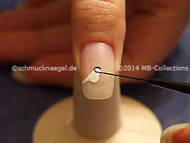 Nailart Liner in der Farbe schwarz