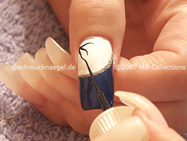 Nailart Liner in der Farbe schwarz