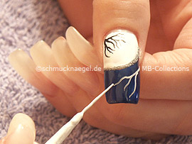 Nailart Liner in der Farbe weiß