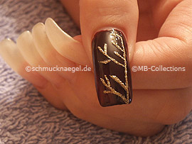 Nailart Liner in der Farbe gold-glitter