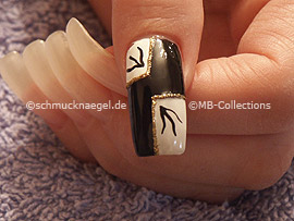 Nailart Liner in der Farbe schwarz