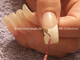 Nailart Liner in der Farbe rot-glitter